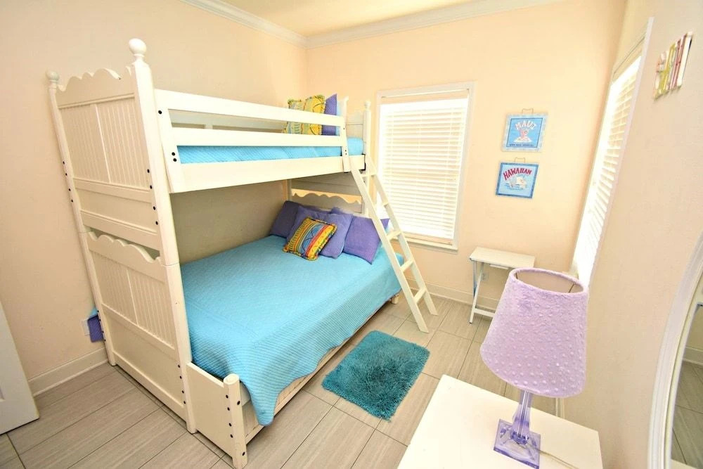 Spinnaker Pointe 1B by RedAwning - photo 17