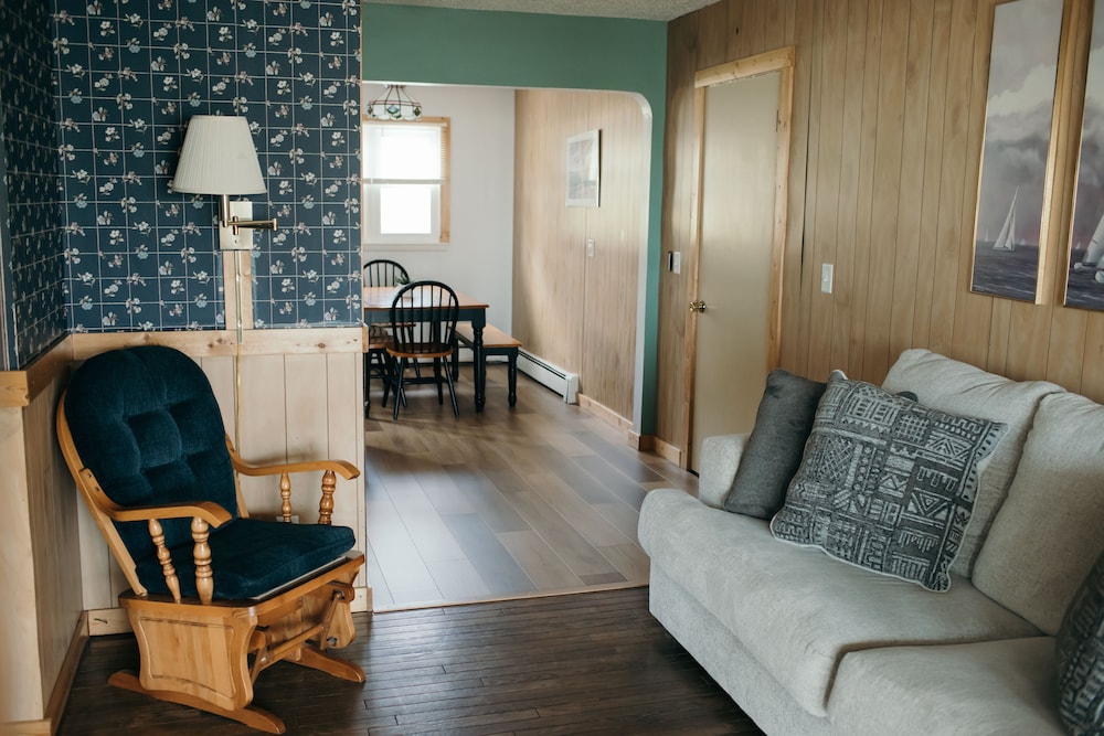 Seagull Bay Motel - photo 124