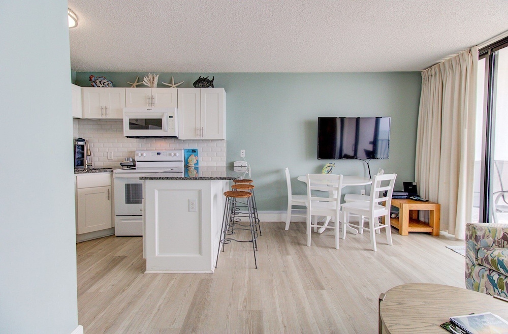 1104 Starfish Room by Atlantic Towers - photo 15