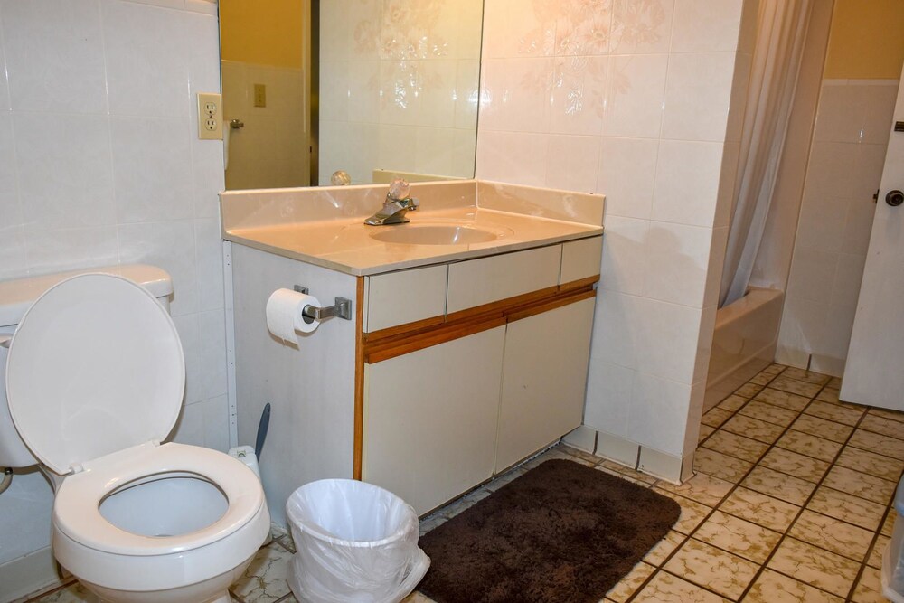 Springs Towers 405 3 Br Condo - photo 16