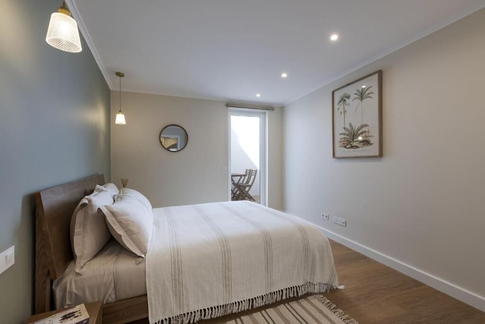 Peixeira Studios And Apartments — 4-Star Luxury Hotel in Lisbon, Portugal