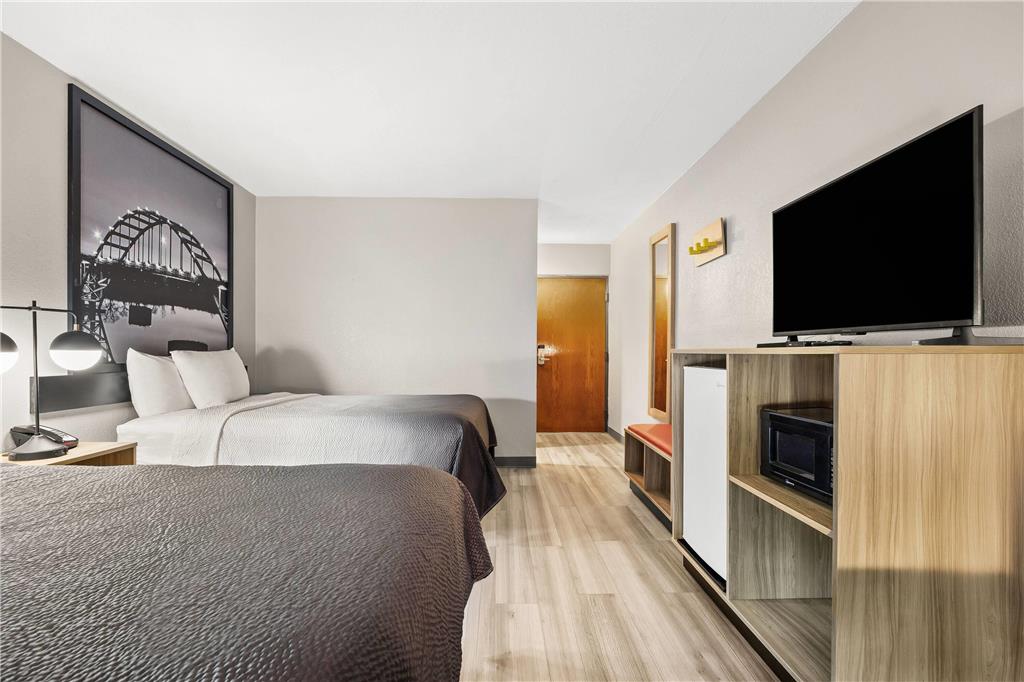 Super 8 by Wyndham Harrison AR - photo 21