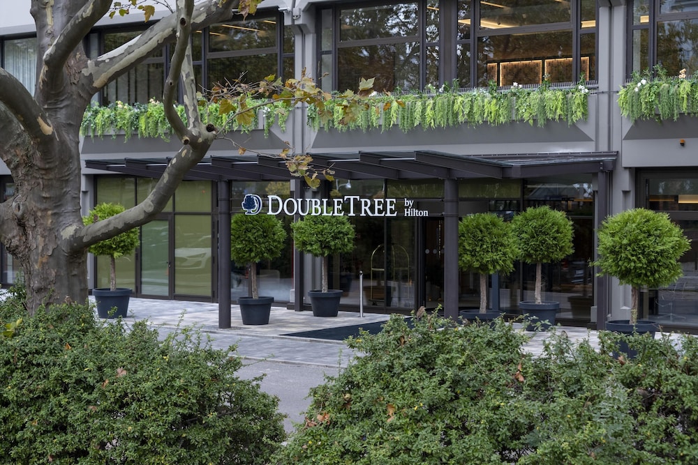 DoubleTree by Hilton Berlin Ku'damm — 5-Star Luxury Hotel in Berlin, Germany