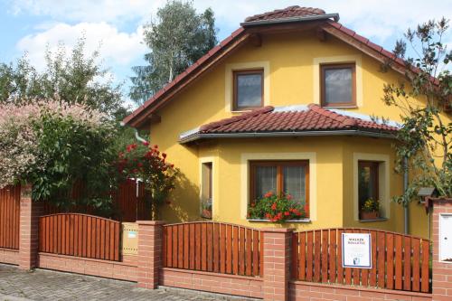 Apartment Benci — Jindrichuv Hradec — photo 2
