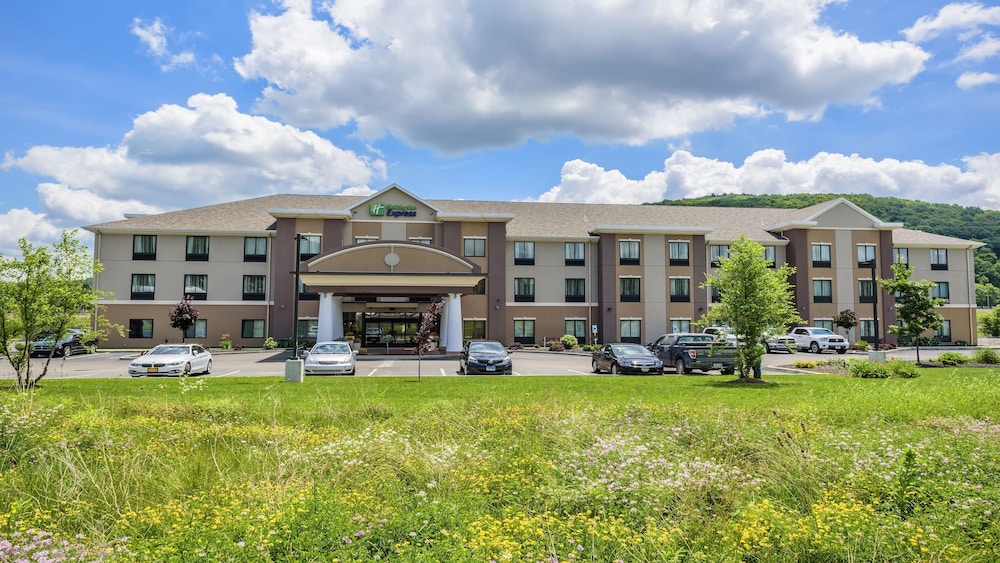 Holiday Inn Express Bradford by IHG - photo 31