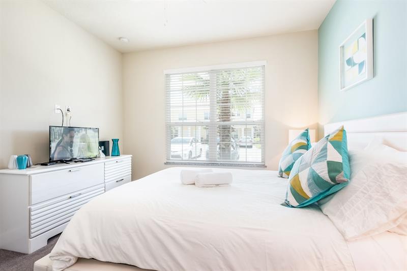 Serenity by VHC Hospitality — 4-Star Luxury Hotel in Clermont, United States
