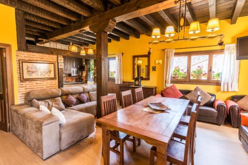 El nido del Mirlo — hotel in Casarejos