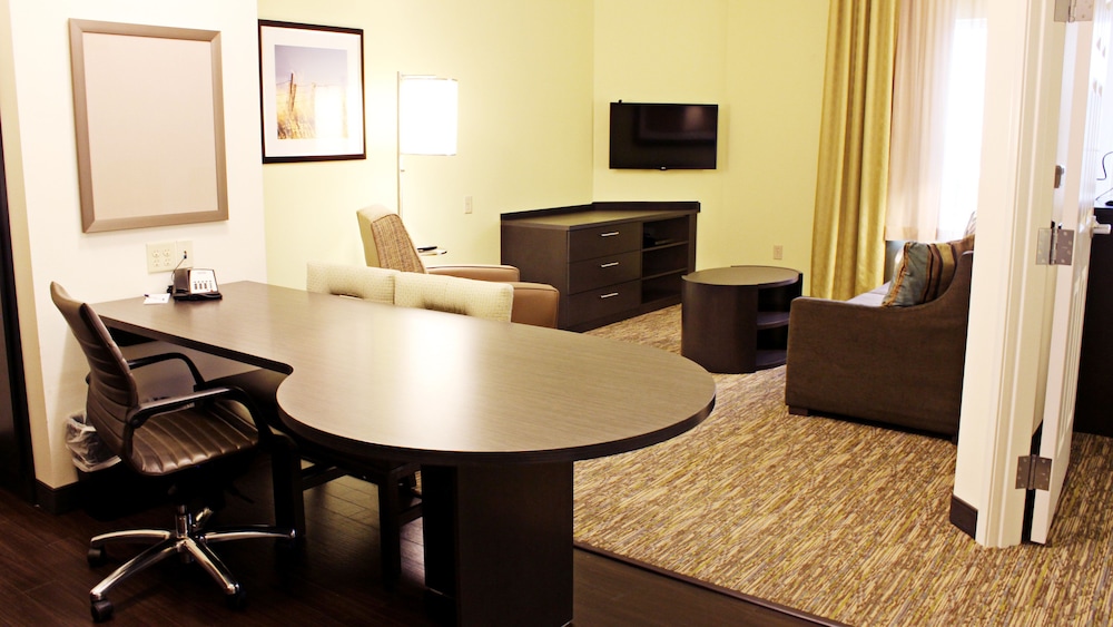 Candlewood Suites Sioux City Southern Hills by IHG - photo 13