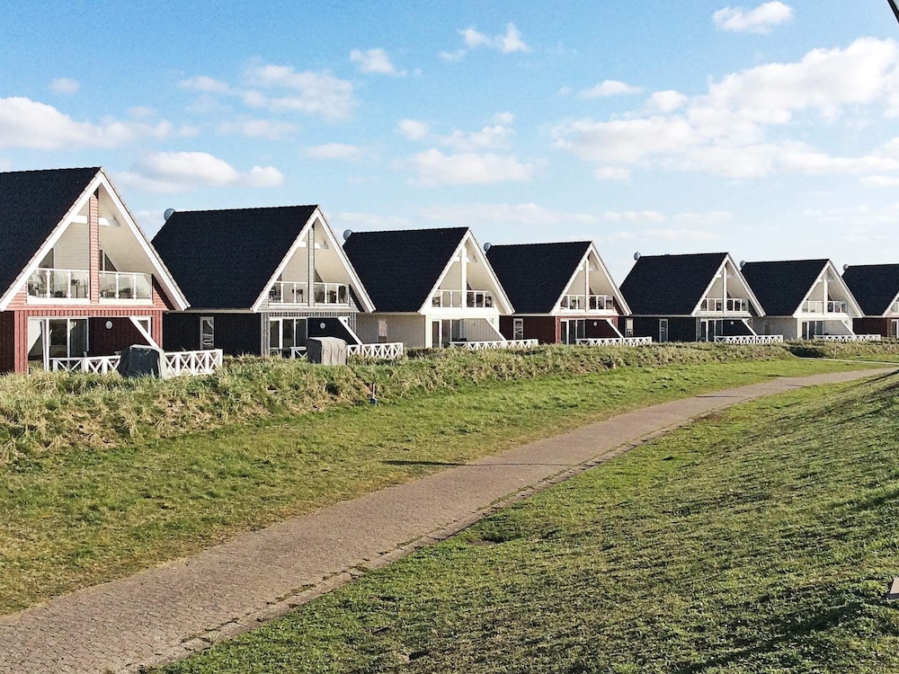 Holiday Home in Wendtorf — 4-Star Luxury Hotel in Wendtorf, Germany