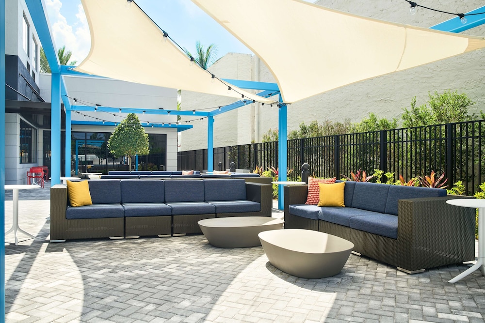Tru By Hilton Ft. Lauderdale Airport - photo 26