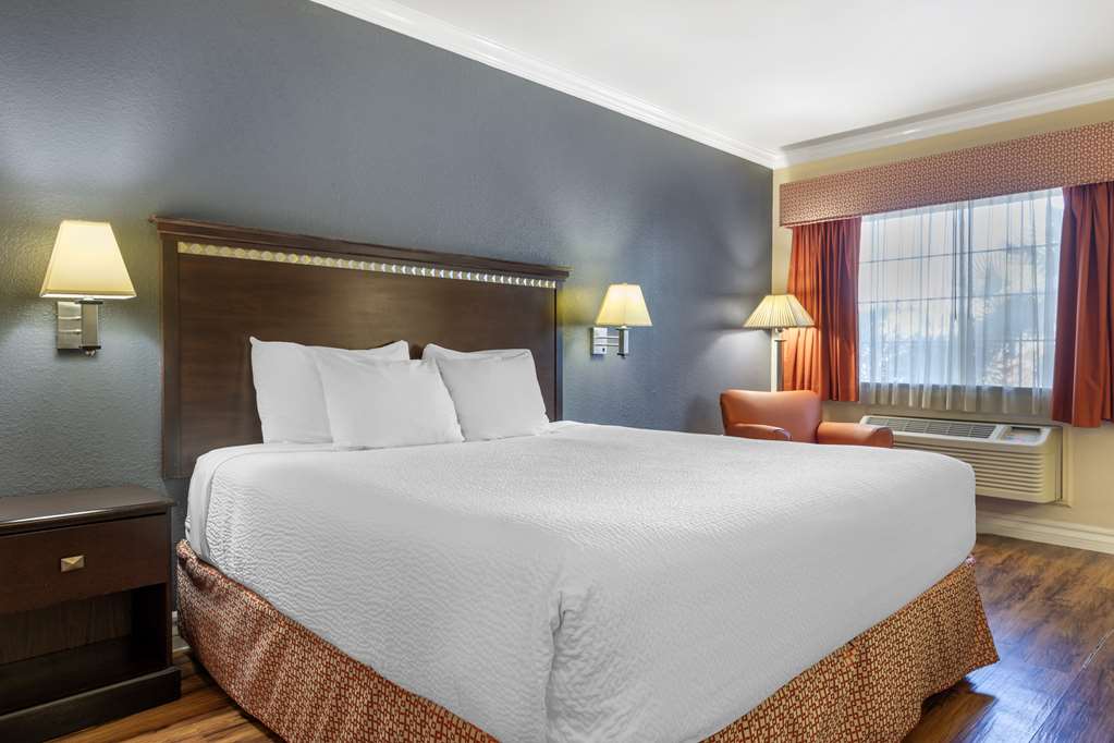 Best Western Anthony West El Paso - photo 11