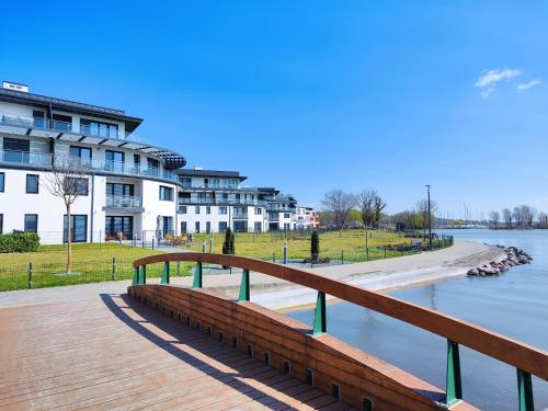 Royal Lakeside Apartment — 4-Star Luxury Hotel in Keszthely, Hungary