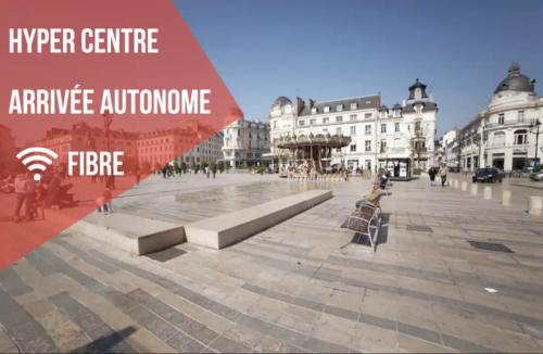 Prestigeloc Studio Calme 1er Emplacement Place du Martroi Ideal Pro in Orleans, France