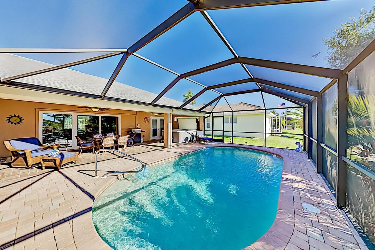 Sea Bird's Hideaway — 4-Star Luxury Hotel in Cape Coral, United States