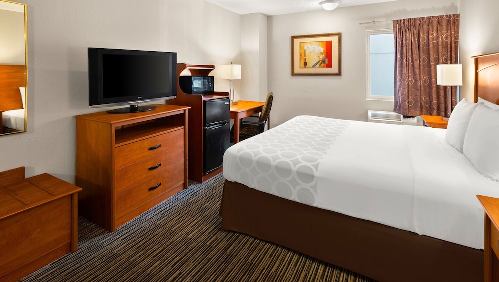 Magnuson Hotel Detroit Airport - photo 21