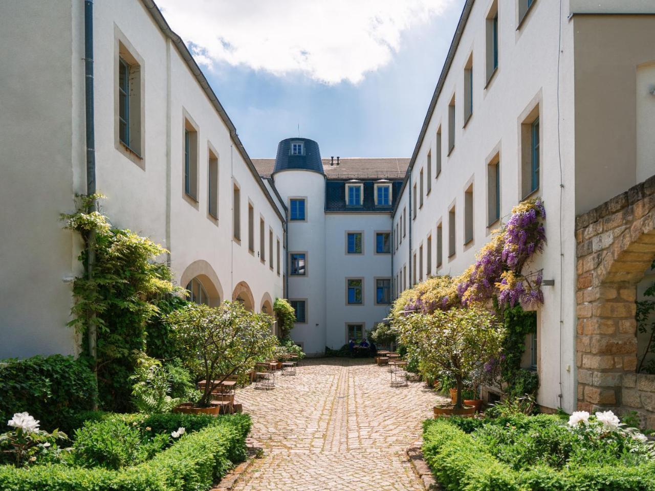 Hotel Hofgarten 1824