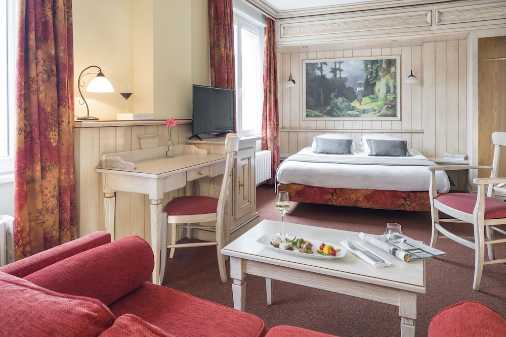 Hotel Restaurant Le Bristol in Niederbronn-Les-Bains, France