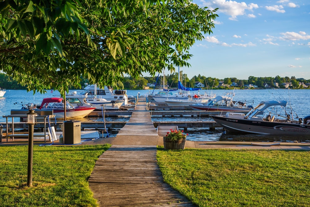 Snug Harbor Inn - photo 119