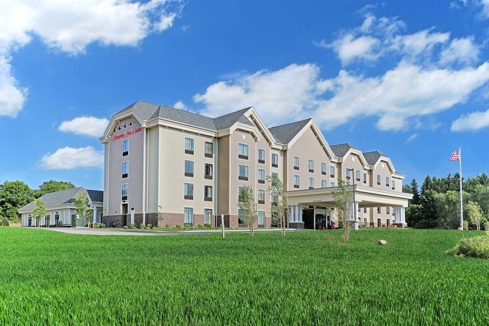 Hampton Inn & Suites Cazenovia - featured photo