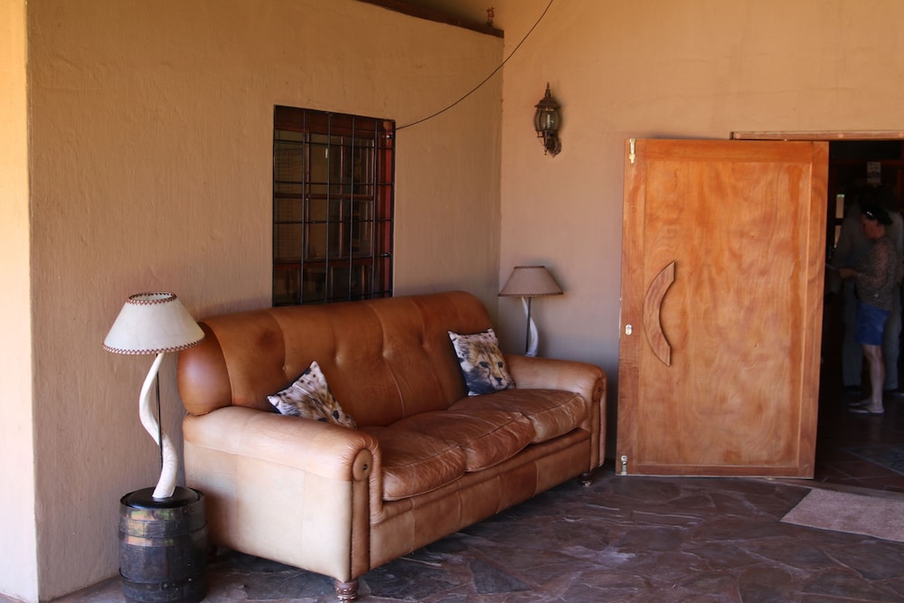 Bagatelle Kalahari Game Ranch — Mariental — photo 2