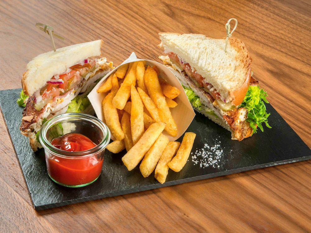 מזון ומשקאות