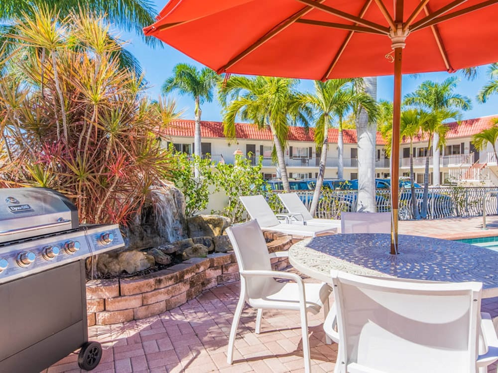 Hibiscus Suites Gateway to Siesta Key - photo 21