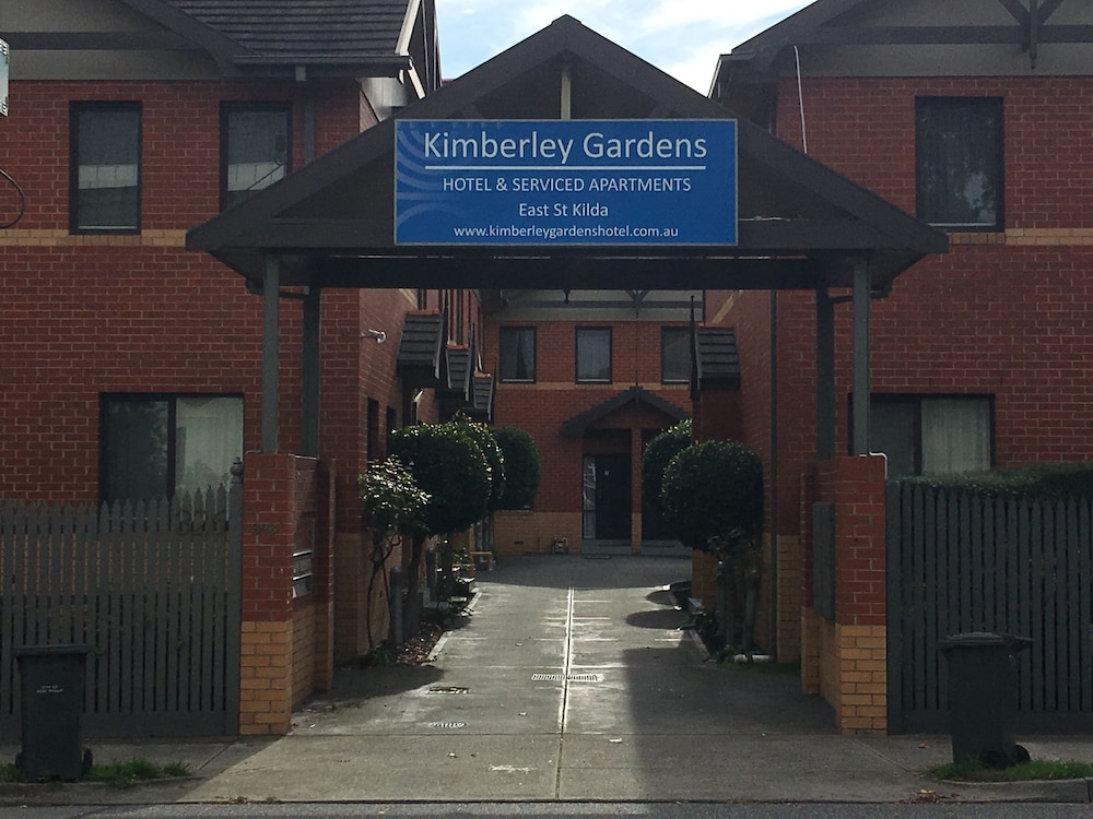 Kimberley Gardens Serviced Villas — 4-Star Luxury Hotel in St Kilda East, Australia