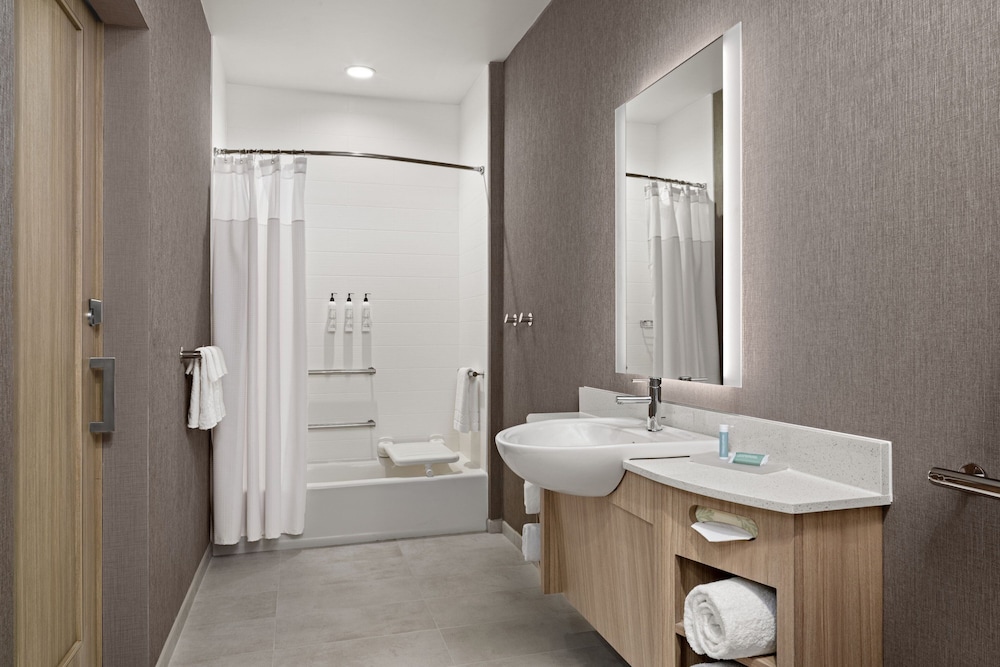 SpringHill Suites by Marriott Kalamazoo Portage - photo 35