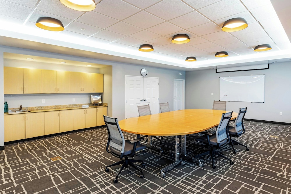 Towneplace Suites by Marriott Broken Arrow - photo 66
