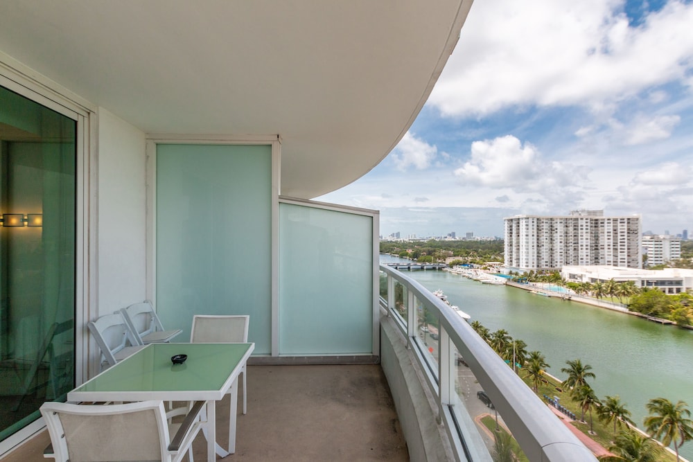 Fontainebleau Miami Beach Private Luxury Suites - photo 459