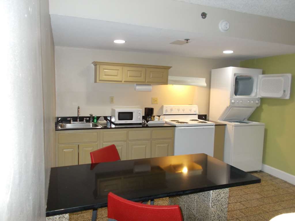 SureStay Plus Hotel by Best Western St Marys Cumberland - photo 25