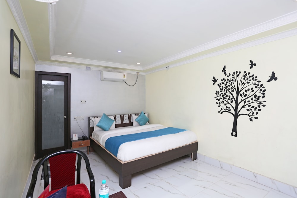 OYO 5716 Hotel Krishna