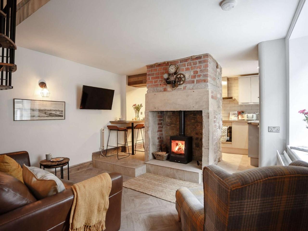 2 Bed In Morpeth Oc 82238 — Rothbury