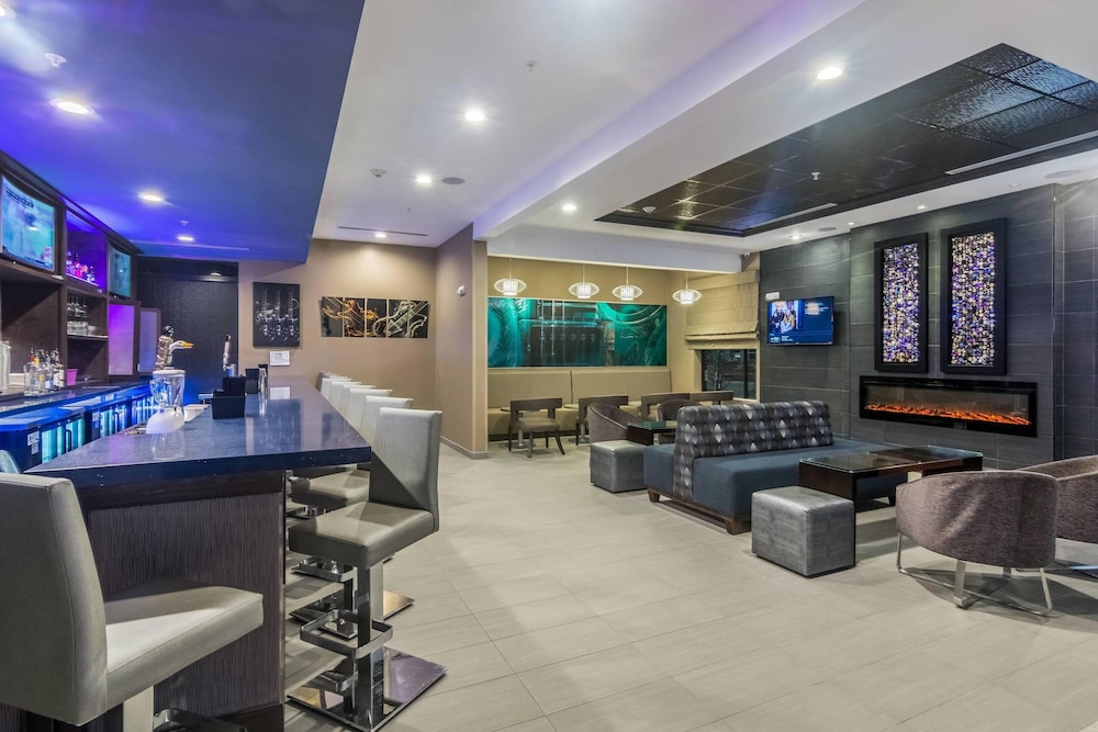 SpringHill Suites by Marriott Oklahoma City Downtown - photo 2