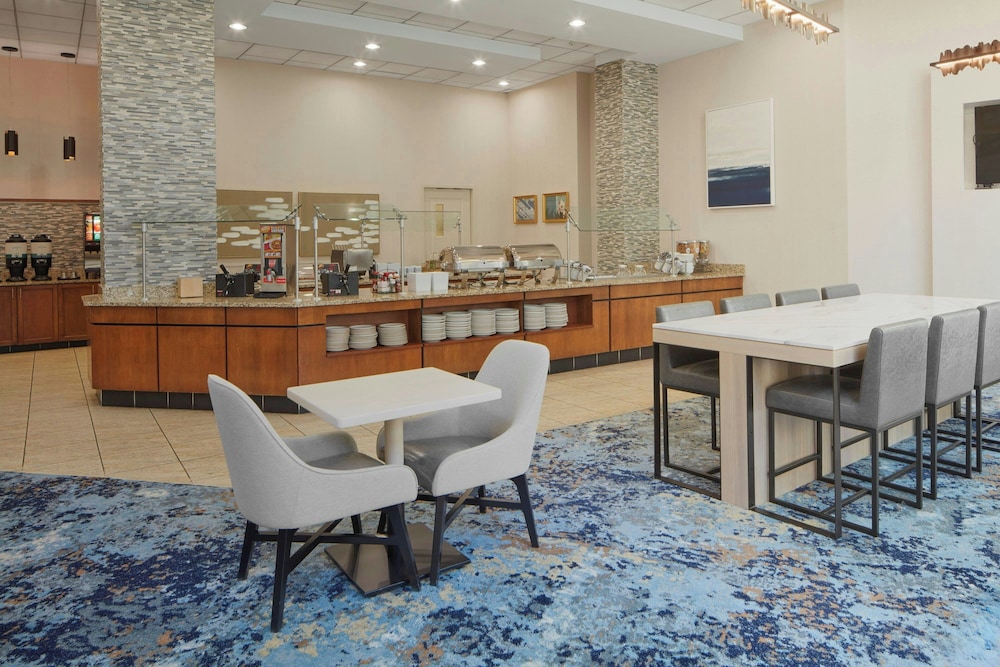 Residence Inn by Marriott Arlington Courthouse - photo 21
