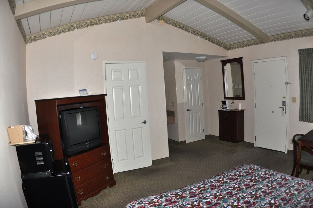 SureStay Hotel by Best Western Castro Valley - photo 8