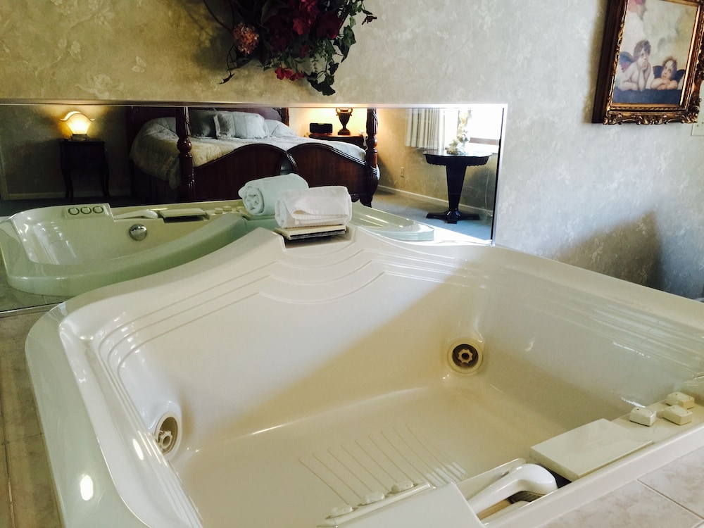Afton House Inn - photo 34