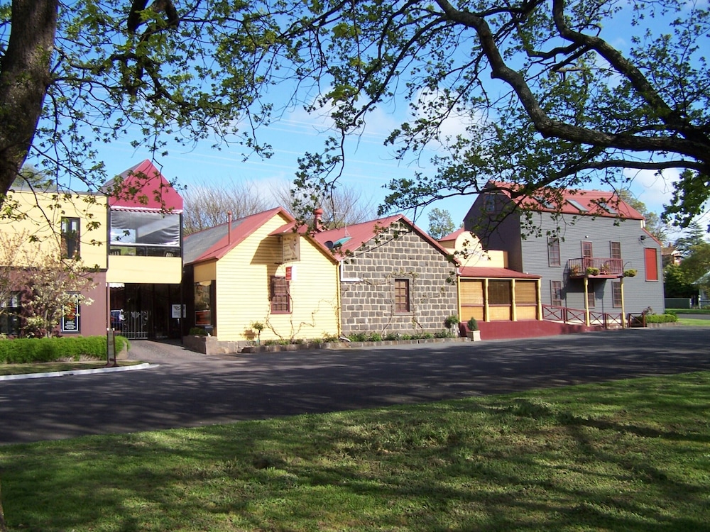 The Camperdown Mill South West Victoria - carbon neutral hotel in Camperdown