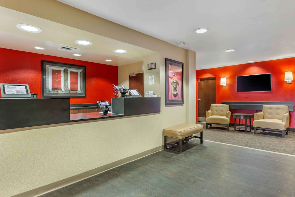Extended Stay America Select Suites Phoenix Deer Valley - photo 2