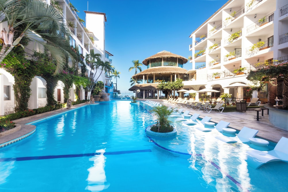 Playa Los Arcos Resort & Spa All Inclusive — 4-Star Luxury Hotel in Puerto Vallarta, Mexico