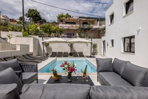 Villa Lavea — 4-Star Luxury Hotel in Trogir, Croatia