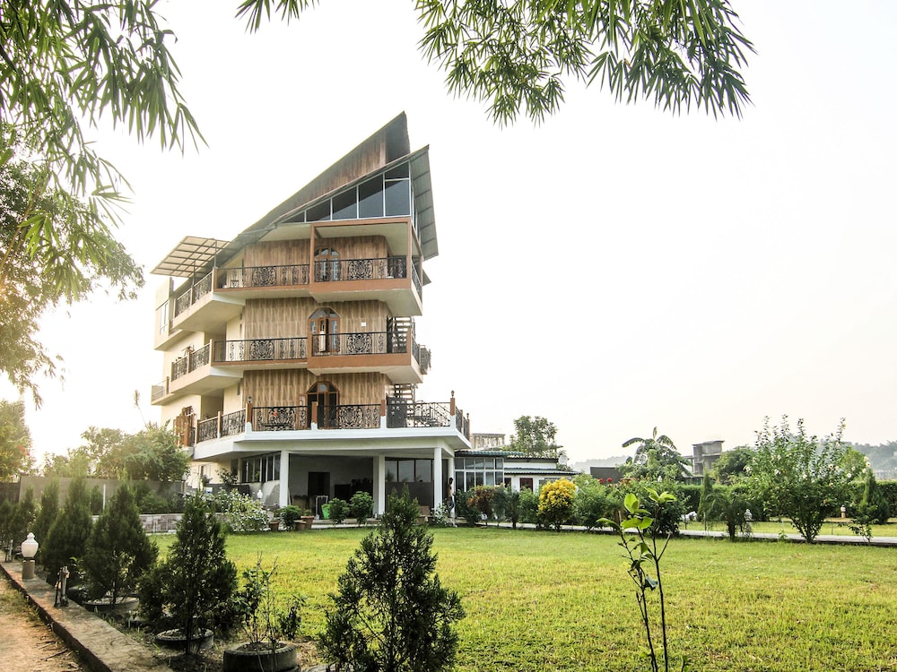 Capital O 19040 Zisuku Villa & Resort in Guwahati, India