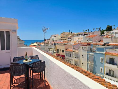 Barranco's Terrace Panoramic View Beach & Center — 4-Star Luxury Hotel in Carvoeiro, Portugal