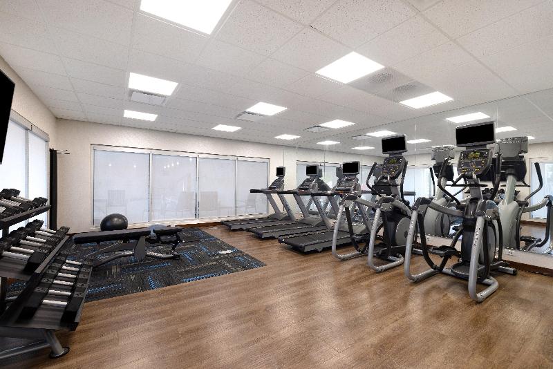 Holiday Inn Express & Suites Ann Arbor University South by IHG - photo 23