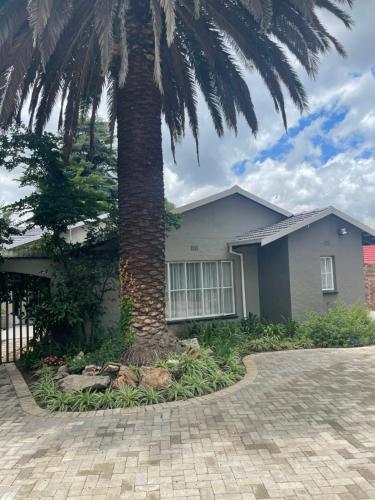 Marielitsa Inn — 4-Star Luxury Hotel in Germiston, South Africa