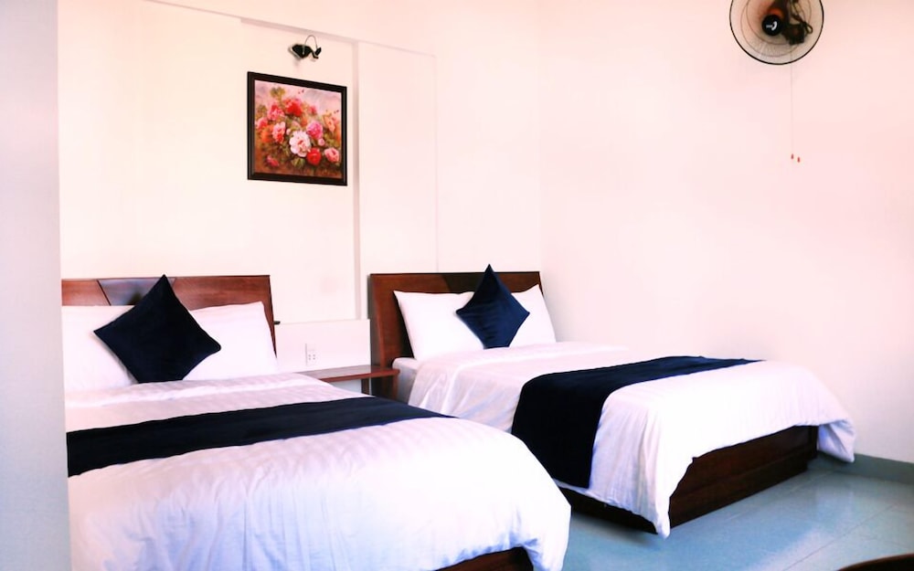 Phu Quy 3 — hotel in Phu Loc