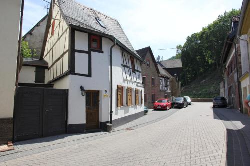 Ferienhaus Sayn Bei Koblenz — Bendorf