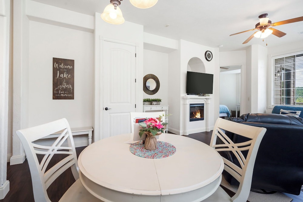 Stone Cliff Relaxation w Resort Amenities - photo 12