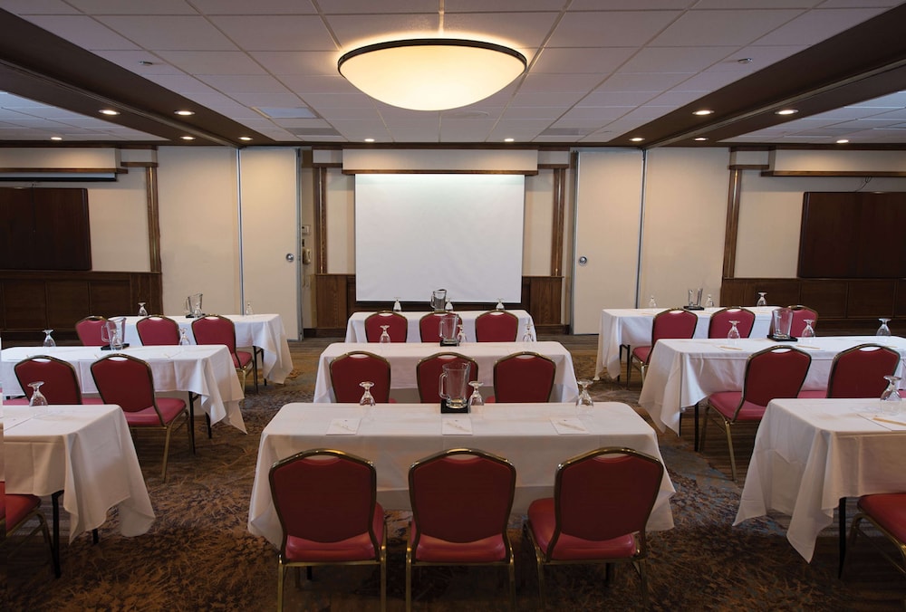 DoubleTree Suites by Hilton Tucson Williams Center - photo 62