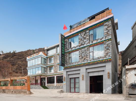 Siguniang Luanxi Nianzhuo Inn in Meixing, People's Republic of China